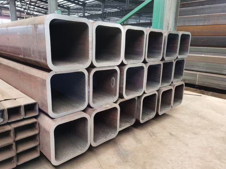 EN 10025 S275 SQUARE HOLLOW SECTIONS EN 10025 S275 SQUARE HOLLOW SECTIONS